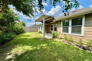 1205 Quarterhorse Dr, Alvin, TX 77511 - Photo 5