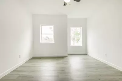 2305 Sakowitz Street #B, Houston, TX 77020 - Photo 5