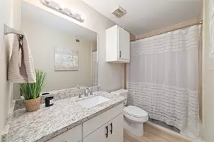 917 W 21st St, Houston, TX 77008 - Photo 7