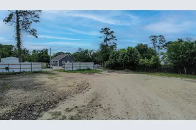 2940 Sadler Street, Houston, TX 77093 - Photo 7