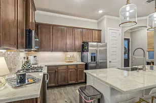 10612 Centre Glade Dr, Houston, TX 77043 - Photo 11
