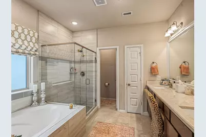 10612 Centre Glade Drive, Houston, TX 77043 - Photo 21