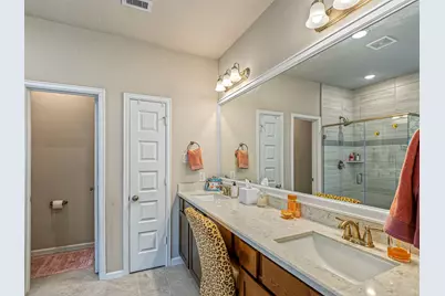 10612 Centre Glade Drive, Houston, TX 77043 - Photo 23