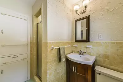 6637 Merry Lane, Houston, TX 77023 - Photo 25