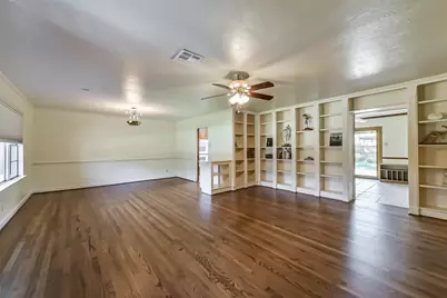 6637 Merry Lane, Houston, TX 77023 - Photo 7
