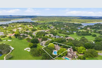 27030 Masters Pkwy, Spicewood, TX 78669 - Photo 3