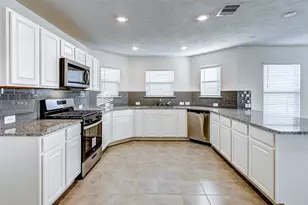 12451 Buck Sable Ln, Houston, TX 77044 - Photo 7