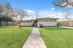 4415 Merwin St, Houston, TX 77027 - Photo 1