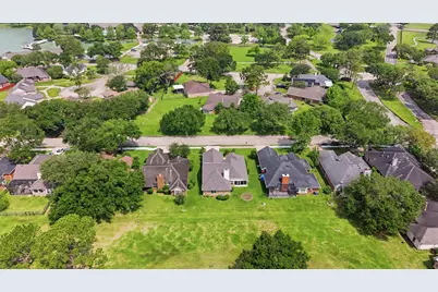 3206 N Peach Hollow Circle, Pearland, TX 77584 - Photo 29
