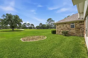 3206 N Peach Hollow Cir, Pearland, TX 77584 - Photo 25