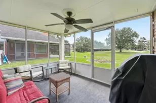 3206 N Peach Hollow Cir, Pearland, TX 77584 - Photo 23