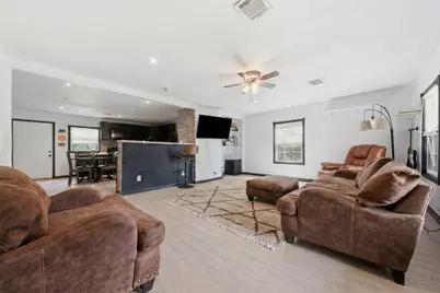 25921 Essex, New Caney, TX 77357 - Photo 5