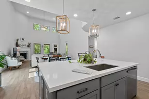 282 Sky Top Dr, Montgomery, TX 77316 - Photo 13