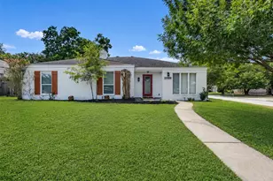 22939 Spring Willow Dr, Tomball, TX 77375 - Photo 9
