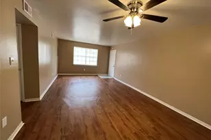 2400 5th St, Bay City, TX 77414 - Photo 3