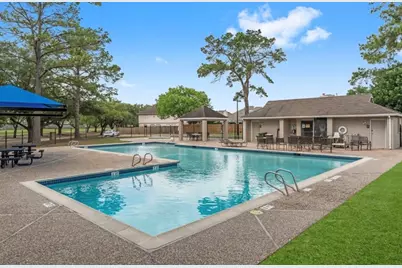 6010 Forest Plaza Court, Houston, TX 77066 - Photo 23