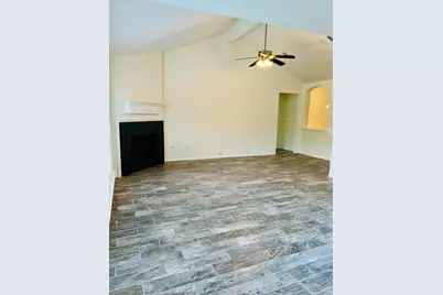 6010 Forest Plaza Court, Houston, TX 77066 - Photo 7
