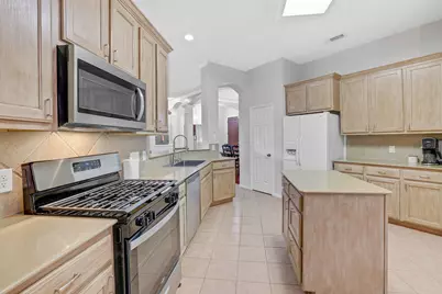 3627 Sage Pointe Court, Katy, TX 77449 - Photo 11