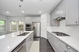 10139 Deerpark Dr, Missouri City, TX 77459 - Photo 13