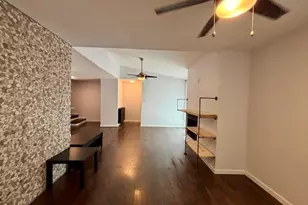 9009 Richmond Ave, Houston, TX 77063 - Photo 7