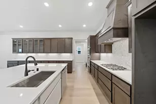 10041 Larkin Cv, Willis, TX 77318 - Photo 19