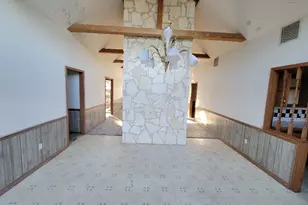 1046 Lutonsky Rd, Fayetteville, TX 78940 - Photo 9