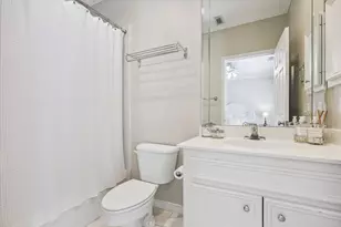 246 S Post Oak Ln, Houston, TX 77056 - Photo 25
