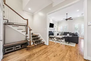 246 S Post Oak Ln, Houston, TX 77056 - Photo 5