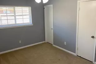 11206 Waxwing St, Houston, TX 77035 - Photo 9