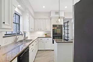 142 E Placid Hill Cir, The Woodlands, TX 77381 - Photo 15