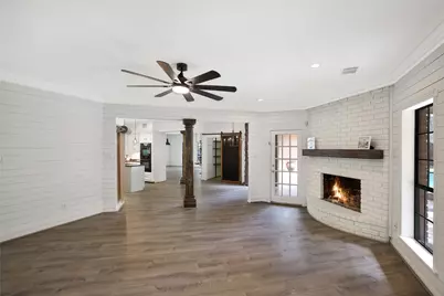 142 E Placid Hill Circle, The Woodlands, TX 77381 - Photo 11