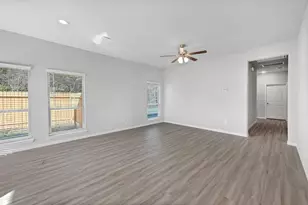 150 Thickets Grove, Dayton, TX 77535 - Photo 13