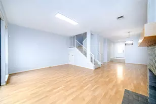 7505 Memorial Woods Dr, Houston, TX 77024 - Photo 7