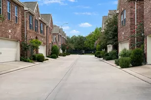 1523 Olive Garden, Houston, TX 77077 - Photo 3