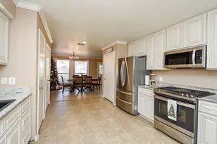 4622 Saba Rd, Houston, TX 77045 - Photo 9