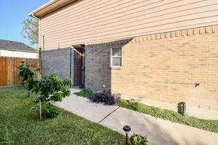 4622 Saba Rd, Houston, TX 77045 - Photo 3