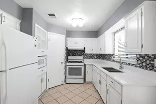 11418 Hendon Ln, Houston, TX 77072 - Photo 11