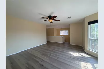 12211 Meadow Crest Court, Meadows Place, TX 77477 - Photo 9