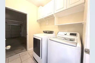 12211 Meadow Crest Court, Meadows Place, TX 77477 - Photo 19