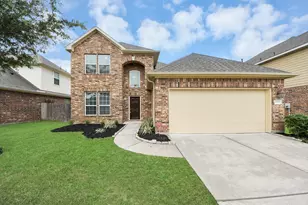 6527 Hunters Trace Ln, Baytown, TX 77521 - Photo 1