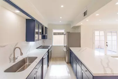 5805 Valley Forge Drive #96, Houston, TX 77057 - Photo 11