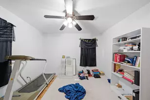 10415 Norton Dr, Houston, TX 77043 - Photo 13