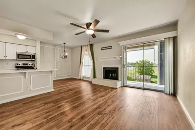 18515 Egret Bay Boulevard #702, Webster, TX 77058 - Photo 9
