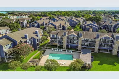18515 Egret Bay Boulevard #702, Webster, TX 77058 - Photo 3