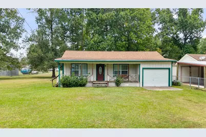 190 Lake View Lane, Livingston, TX 77351 - Photo 1