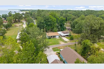 190 Lake View Lane, Livingston, TX 77351 - Photo 7