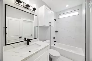 6496 T C Jester Blvd, Houston, TX 77091 - Photo 17