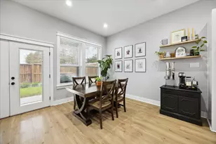 6496 T C Jester Blvd, Houston, TX 77091 - Photo 5