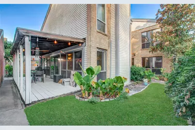 16707 Fernwood Way, Houston, TX 77058 - Photo 9