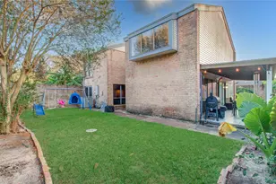 16707 Fernwood Way, Houston, TX 77058 - Photo 43